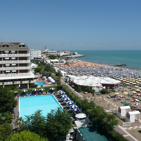 Hotel Imperial Caorle Exterior foto