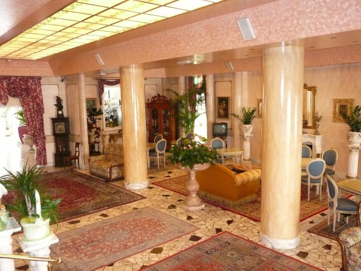 Hotel Imperial Caorle Exterior foto