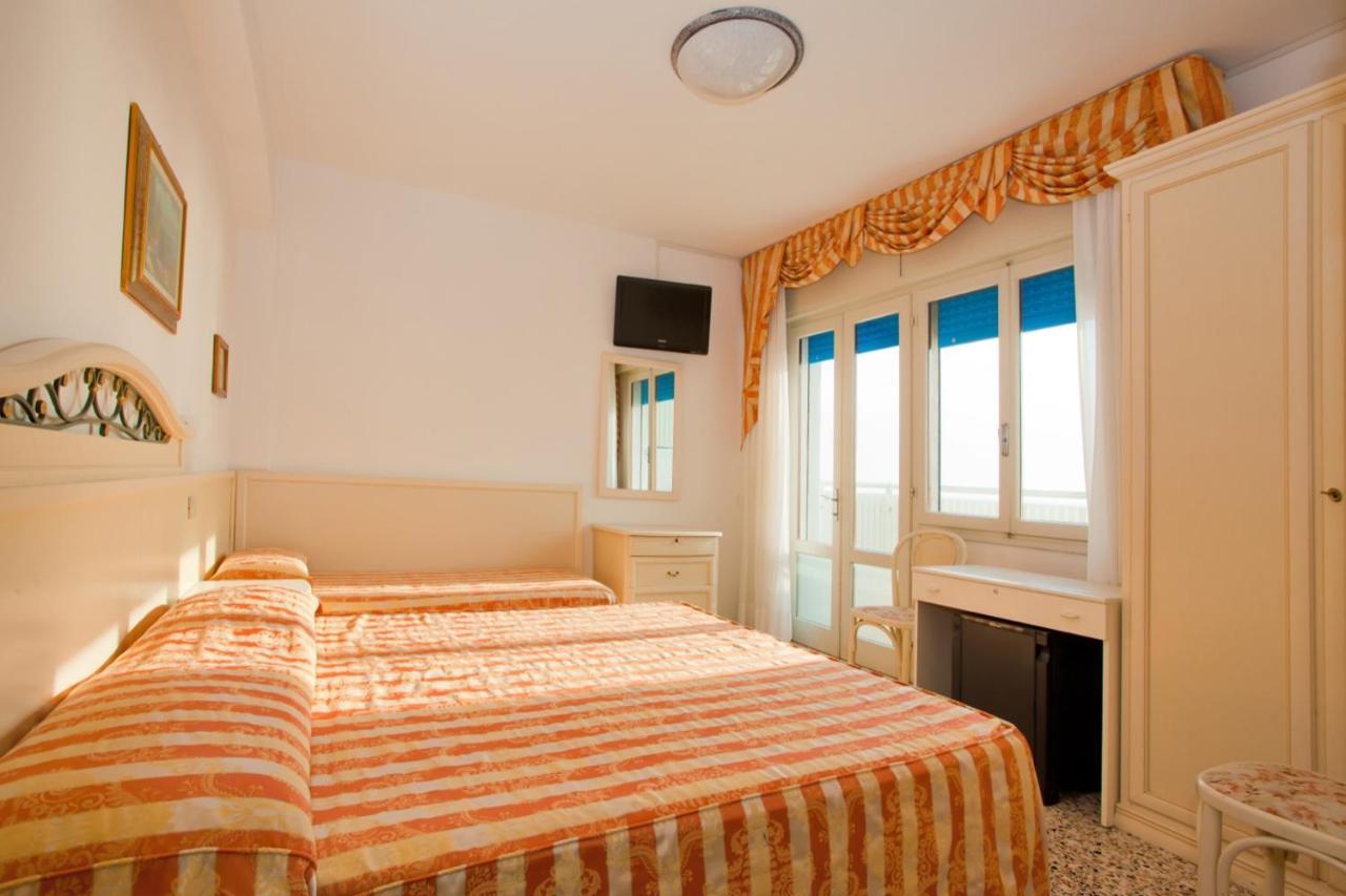 Hotel Imperial Caorle Exterior foto