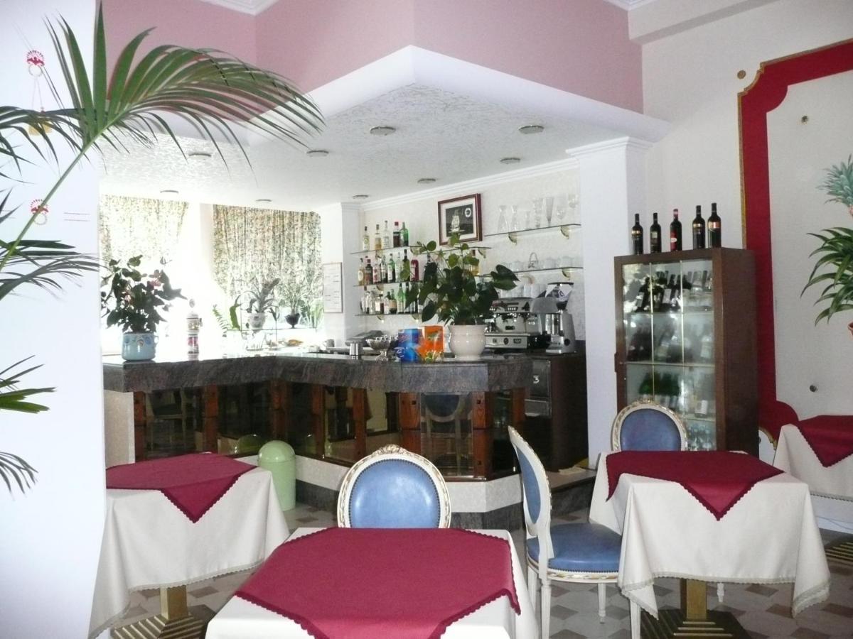 Hotel Imperial Caorle Exterior foto